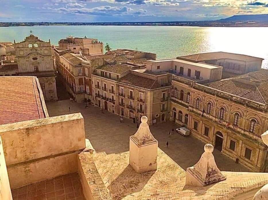 B&B Domus Pina كاتانيا المظهر الخارجي الصورة